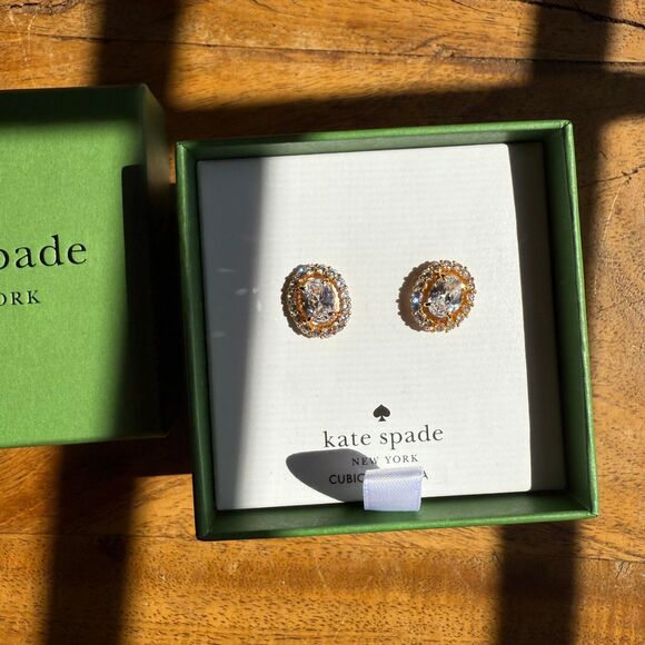 NWT Kate Spade Victoria Earring Studs Clear Cubic Zirconia - Picture 9 of 10